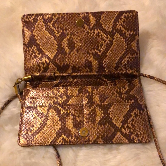 NWOT RZ Gold & Brown Animal Print Crossbody Wallet Gold Accents - Picture 4 of 9